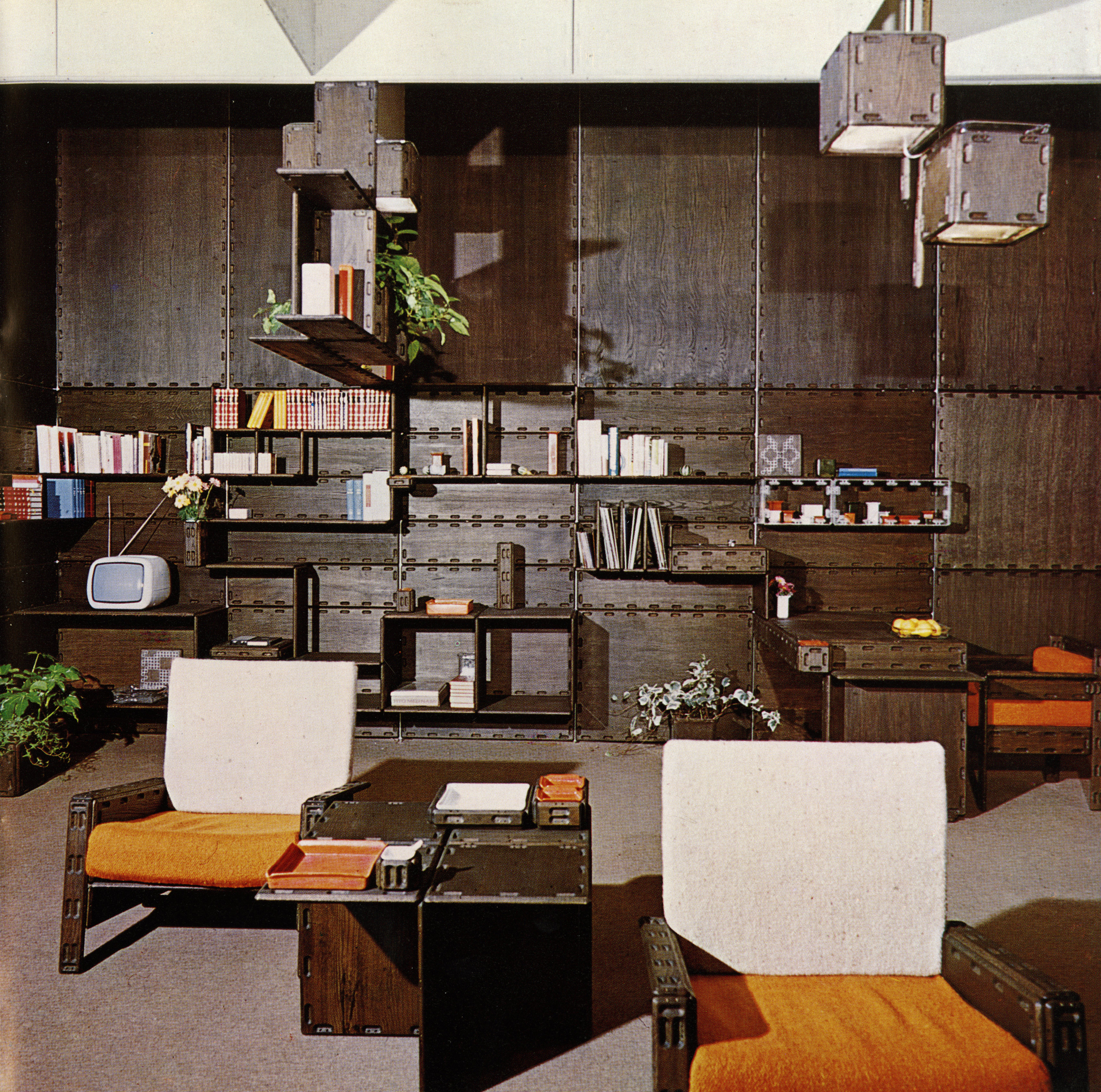 <b>System Futura</b> 1973, Foto aus dem Katalog, © MAO“ loading=“lazy“ style=“width:100%;height:100%;position:absolute;“><a class=